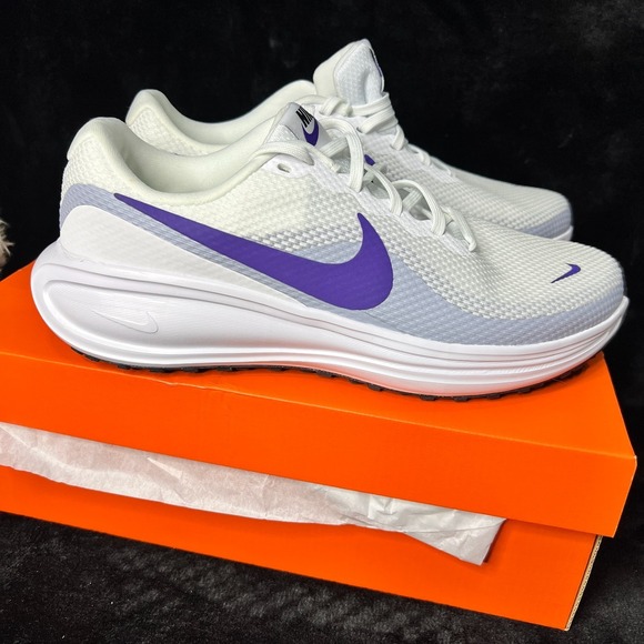 Nike Revolution 8 HQ1995-101 Womens 10 Running Shoes White Athletic Sneakers - Picture 4 of 8